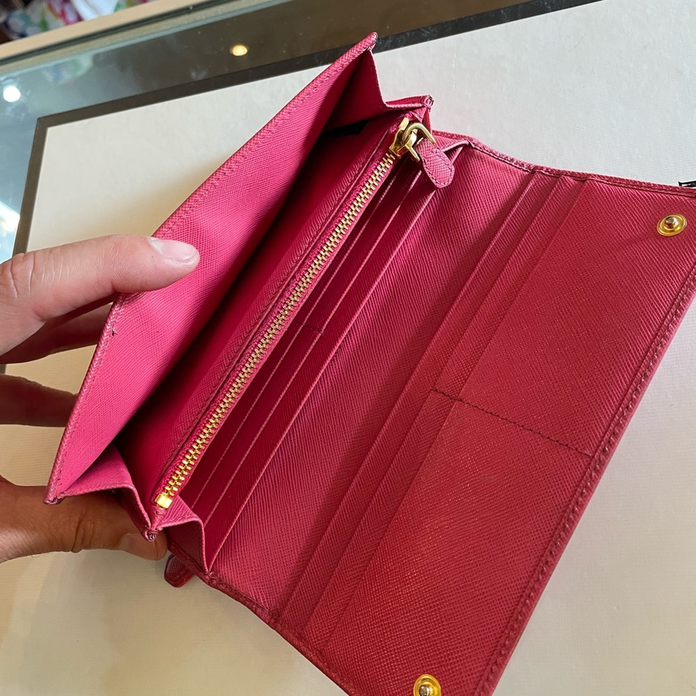 Prada Pink Wallet - Picture 6 of 11